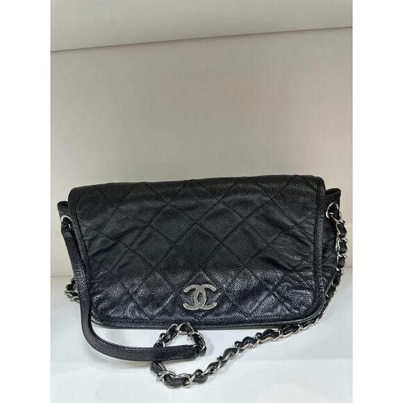 Chanel Black Quilted Caviar Leather Flap Bag - Good Condition
